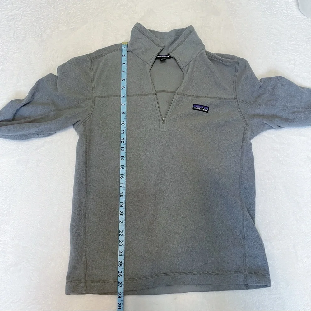 Patagonia Men's Micro D Quarter Zip Pullover Sweater in Grey‎ Medium